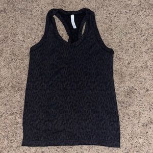 Athleta Momentum Tank